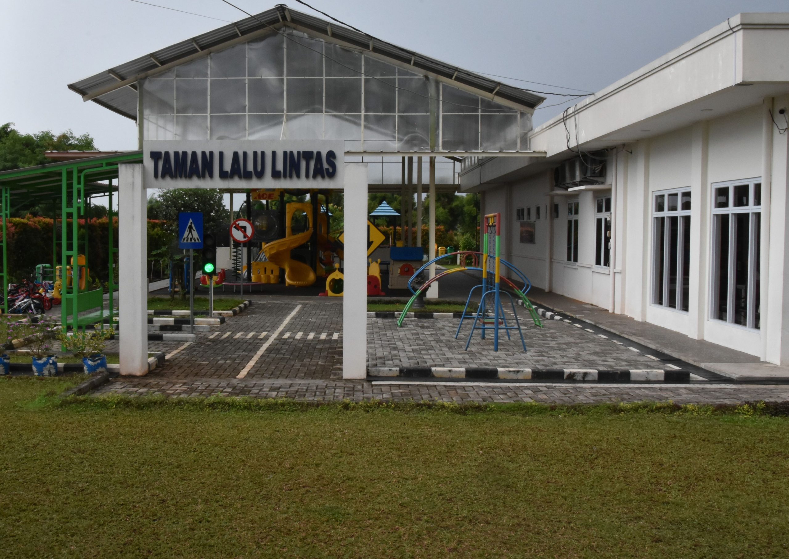 Taman_Lalu_Lintas