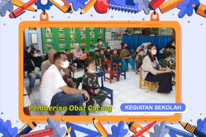 Pemberian-Obat-Cacing-2